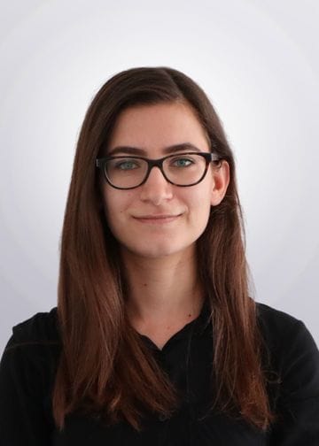 Portrait of Sabina, Software engineer