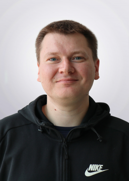 Benjamin Drupal back-end developer headshot